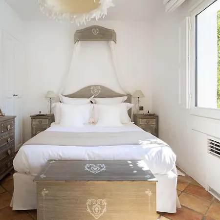 Bonnie Gold - St Tropez بيت للعطل *